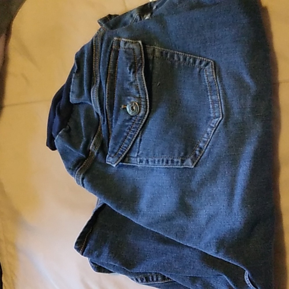 Maternity shorts